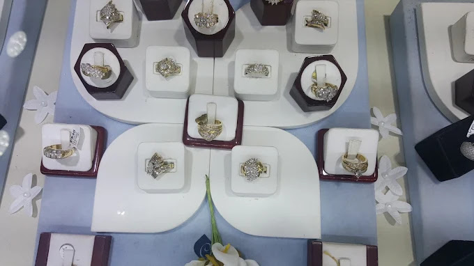 Premier Jewelers Hoang Vi 4