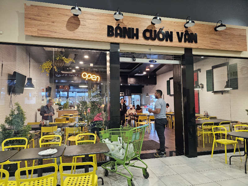 Banh Cuốn Nóng