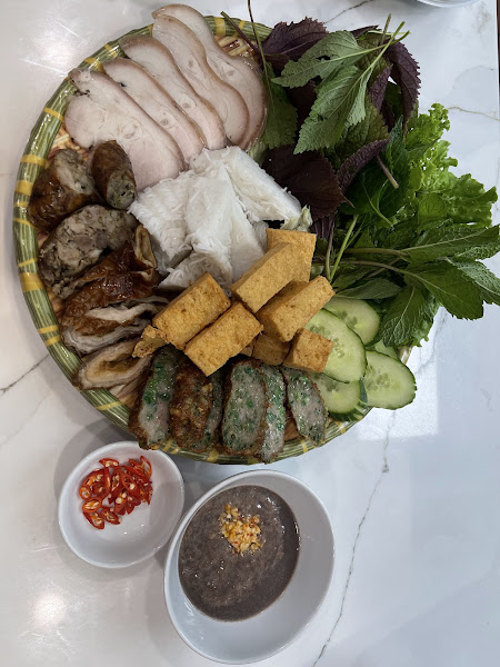Da Nang Quan Restaurant 3