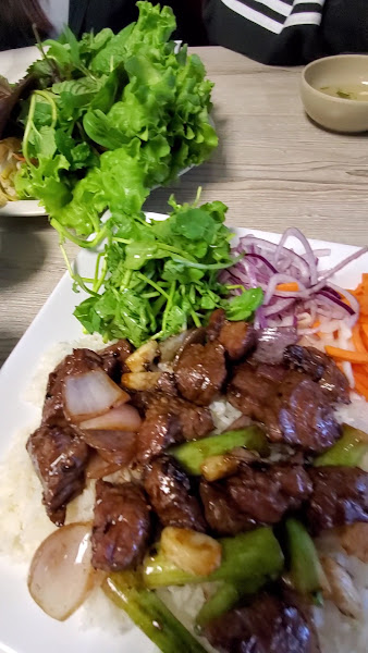 Lá Me Restaurant 2
