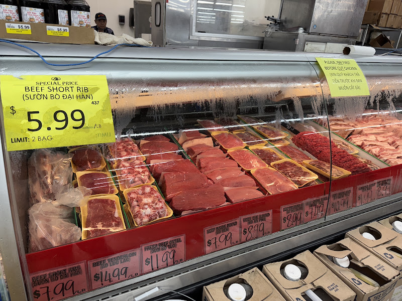 New Truong Nguyen Market 4