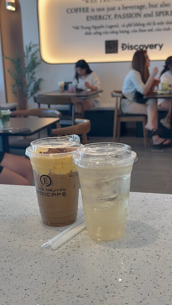 Trung Nguyen E-Coffee Garland 2