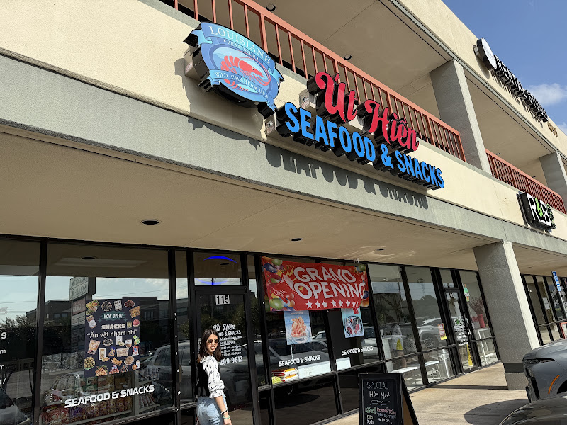 Ut Hien Seafood & Snacks