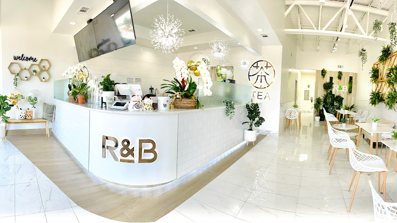 R&B TEA Garland 4