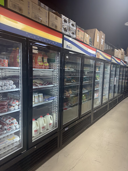 Royals International Foods Market 3
