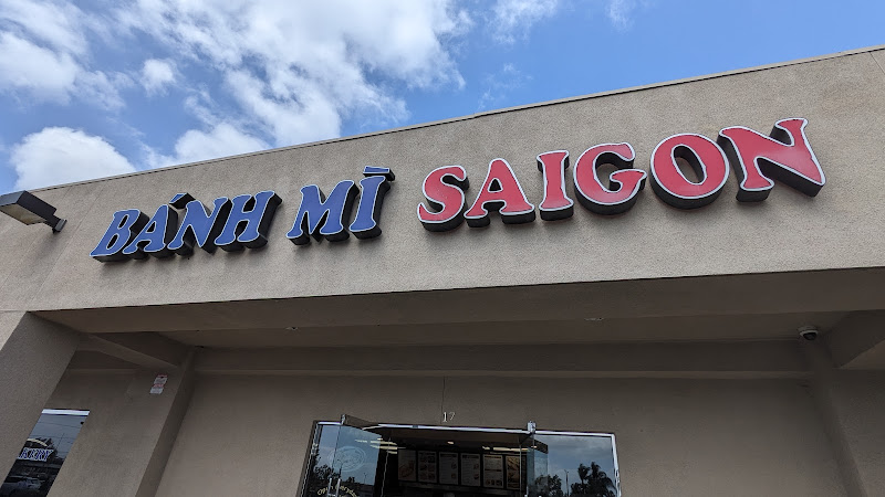 Bánh Mì Saigon 5