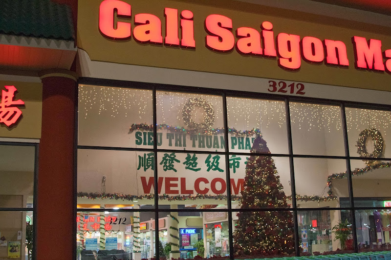 Cali Saigon Mall 3
