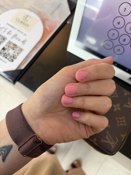 Classy Nail Bar 3