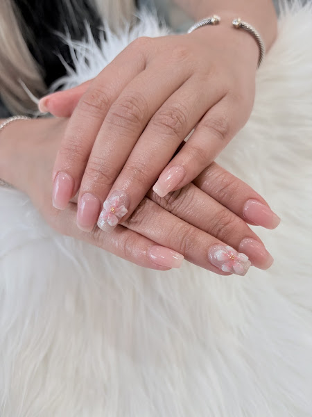 Luxury Nails 5
