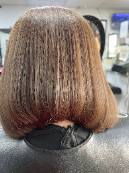 Glamour Hair Salon 3