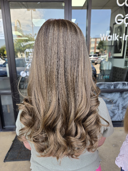 Glamour Hair Salon 4