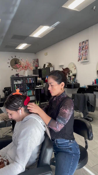 Tracy Hair Salon 2