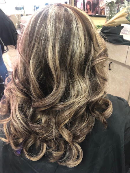 Mi SALON II 3