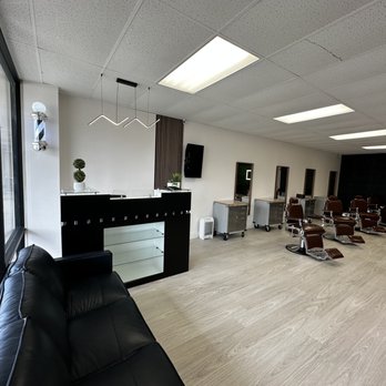 JV Barber Studio 4