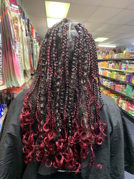 Vee Beauty Supply & Hair Braiding 2