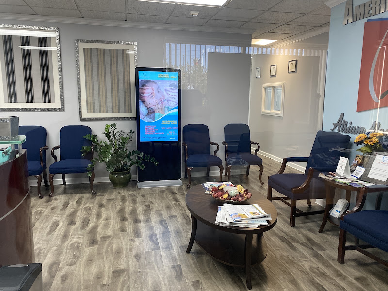 Quyen T. Hong, DDS 1