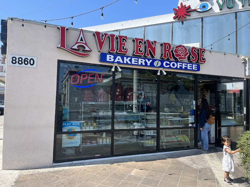 La Vie En Rose Bakery and Coffee