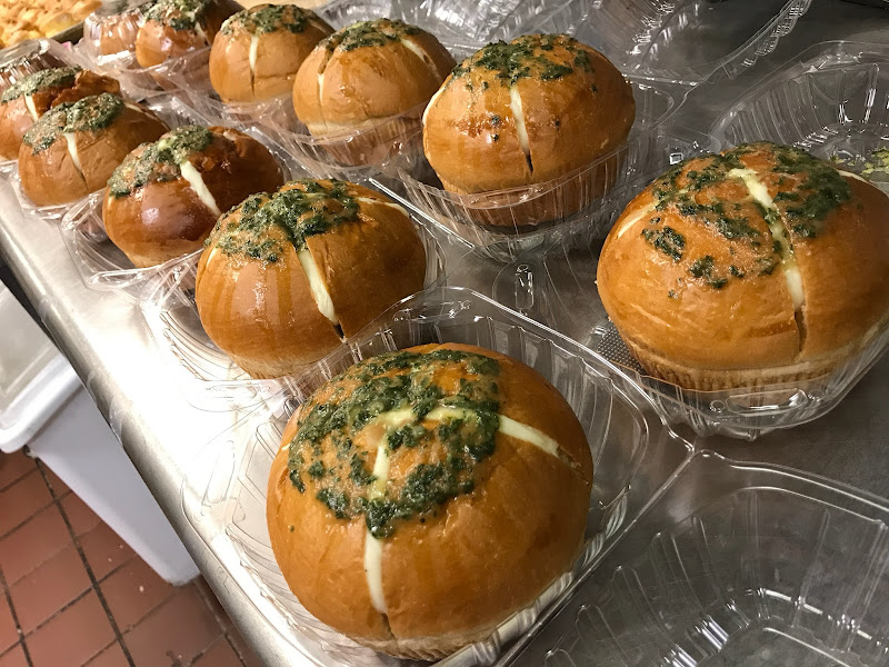 La Vie En Rose Bakery and Coffee 5
