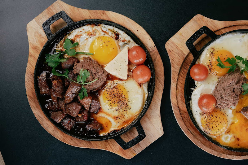 Sip Restaurant & Coffee 3