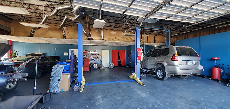 D and T Auto Service 2