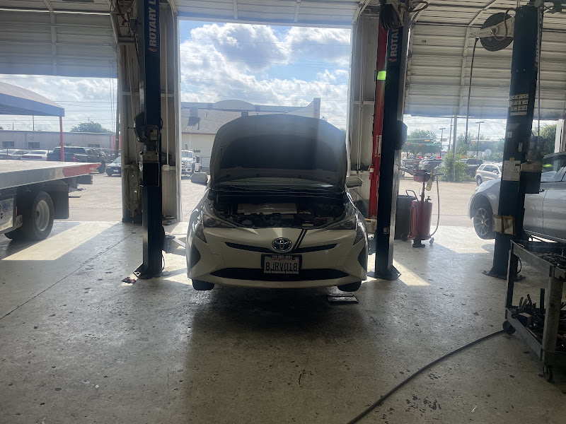 Ase Complete Auto Repair Inc - Auto Service, Quality Auto Repair Shop, Mechanic Work, Vehicle Body Work 3