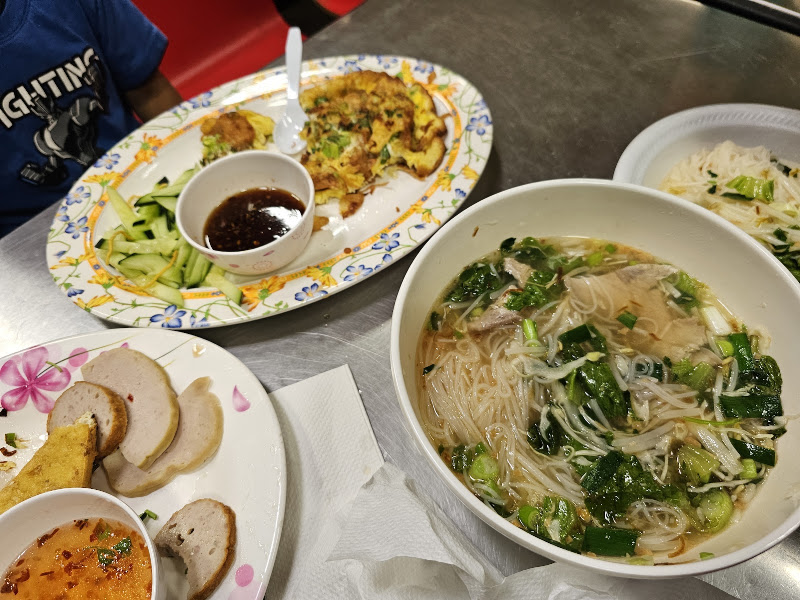 First Noodle Bar 4