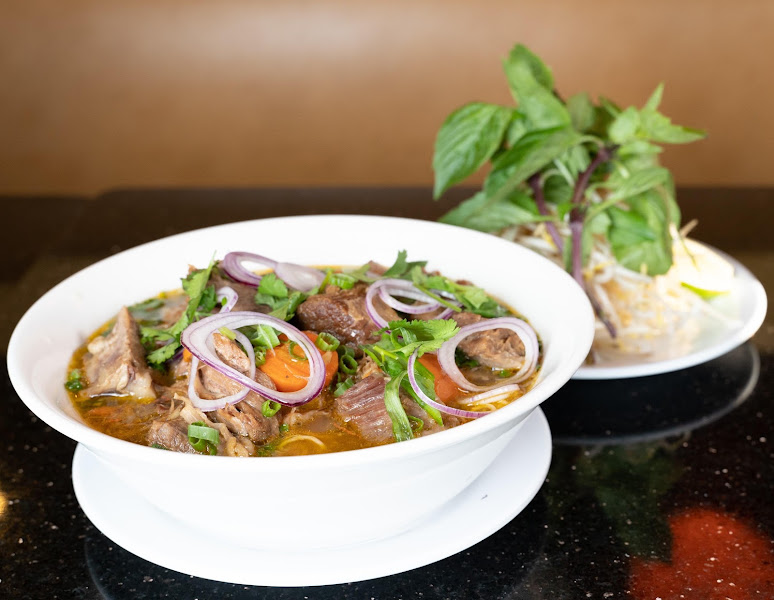 Phở 95 Asian Fusion and Vietnamese 3