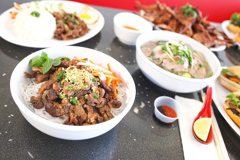 Viet Kitchen Fast Food 4