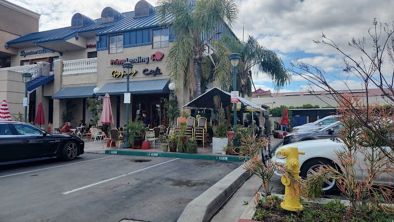 GYPSY Cafe & Restaurant 4