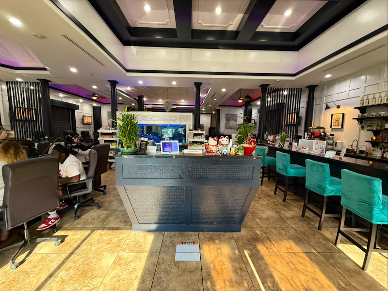 Skyline Nails & Spa 4