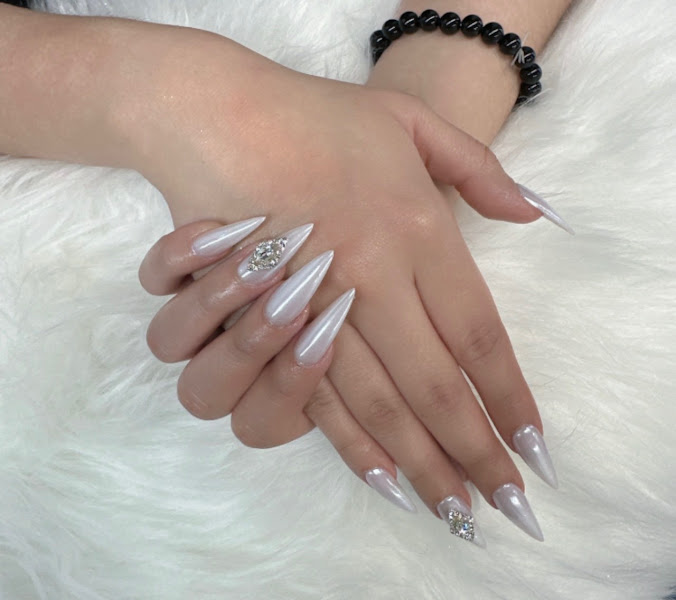 High Class Nails & Spa