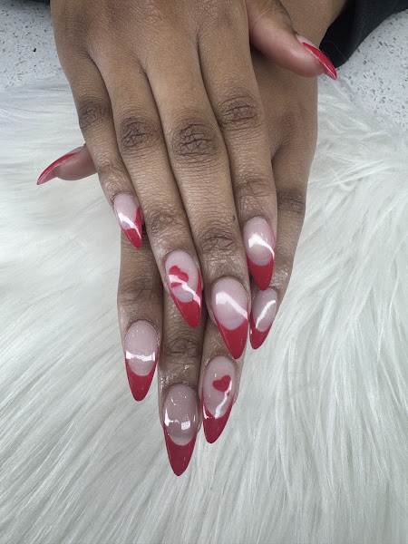 Upscale Nails Bar 3
