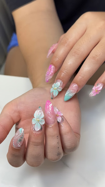 Zoe Nail Loft 3