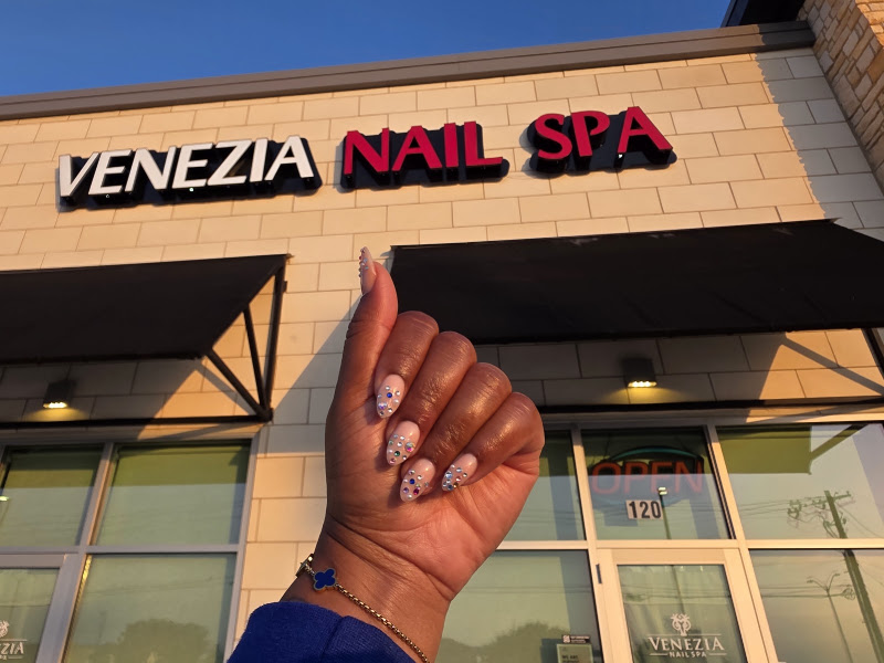 Venezia Nail Spa 4