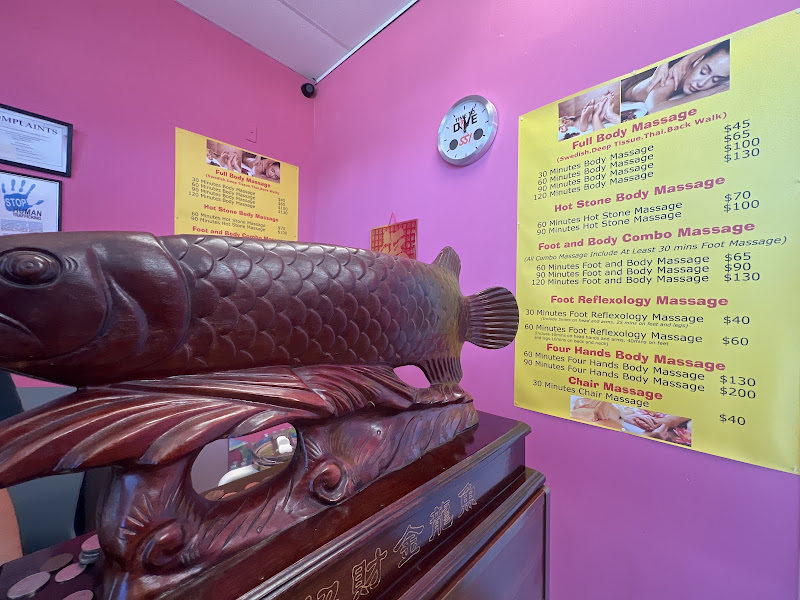 Foot Spa and Body Massage 4