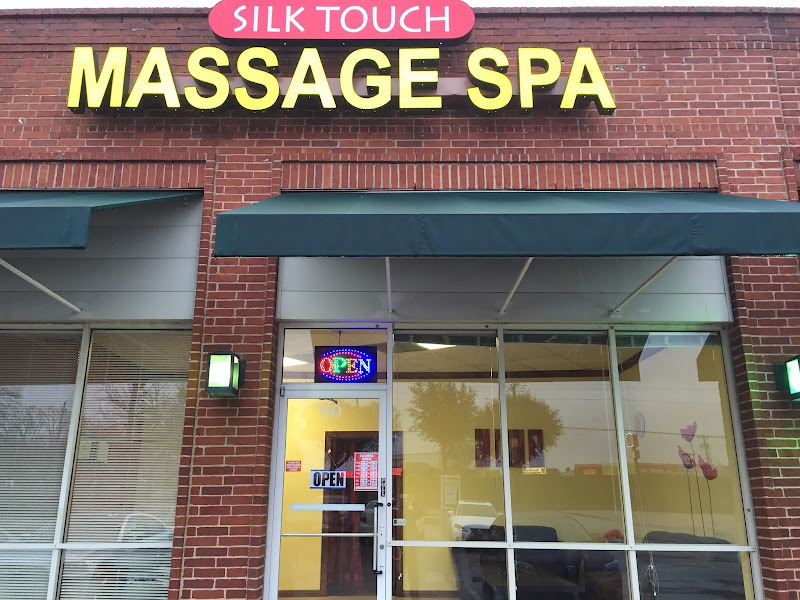 Silk Touch Foot Massage Spa
