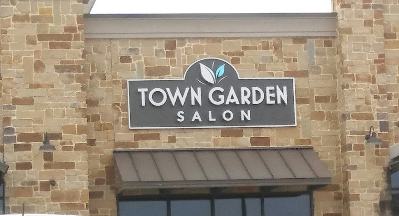 TOWN GARDEN