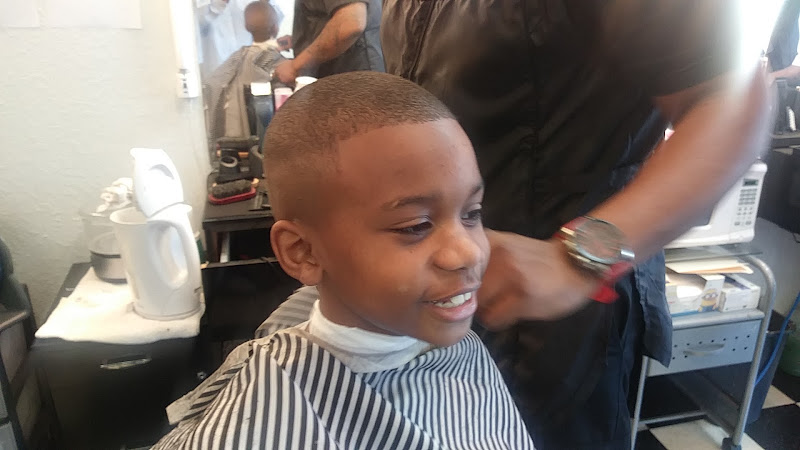 New Era Barbershop 3