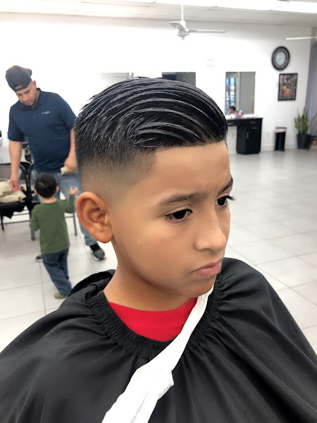 Evolution Barber & Beauty Shop 2