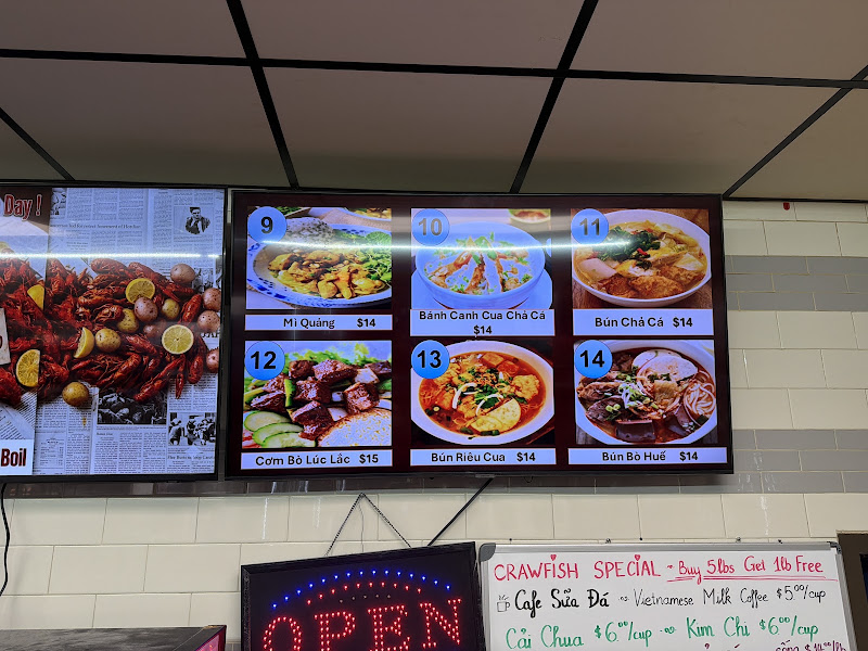 Bon Crawfish Hut 3