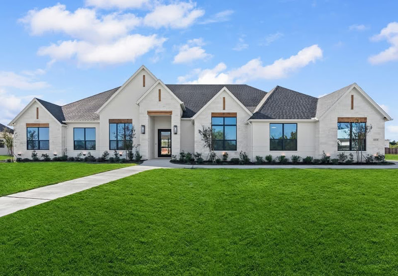 Eric Torres Realtor 4