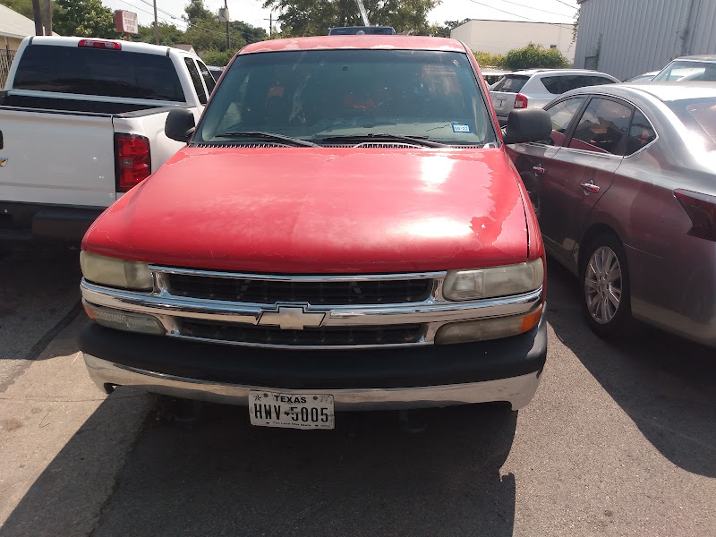 Chuy's Auto Repair Llc. 4