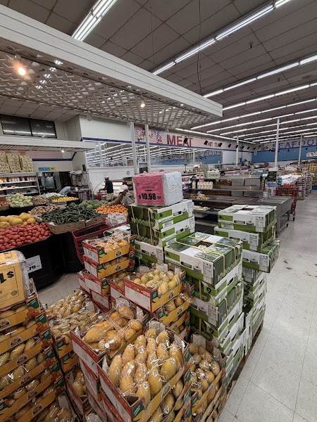 A Dong Supermarket 3
