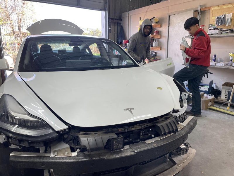 Lam's Auto Body Shop 2