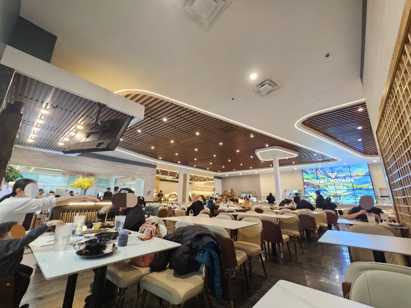 Viet Voyage Buffet 4