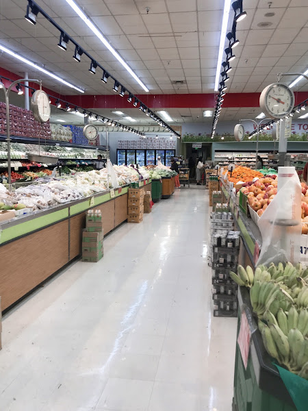 Saigon City Supermarket 3