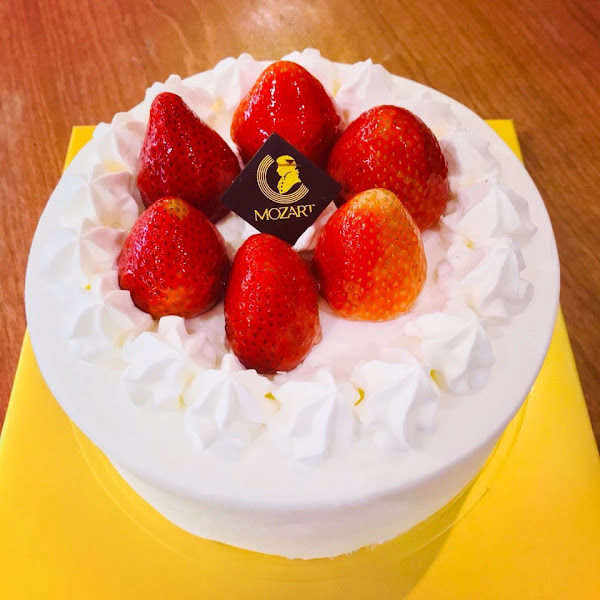 Mozart Bakery 4