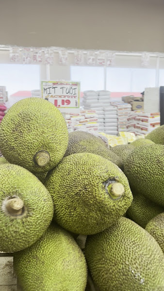 Hoa Binh Garden Grove Supermarket 2