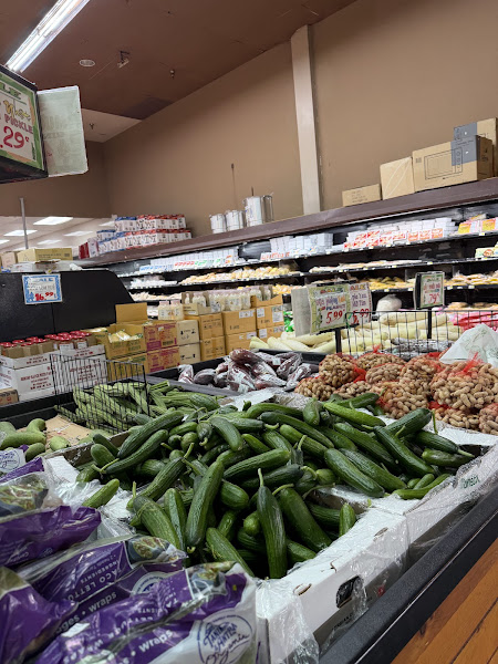 Hoa Binh Garden Grove Supermarket 3