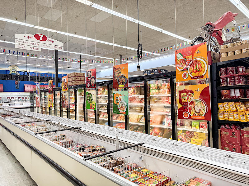 Carrollton Plaza Supermarket 3